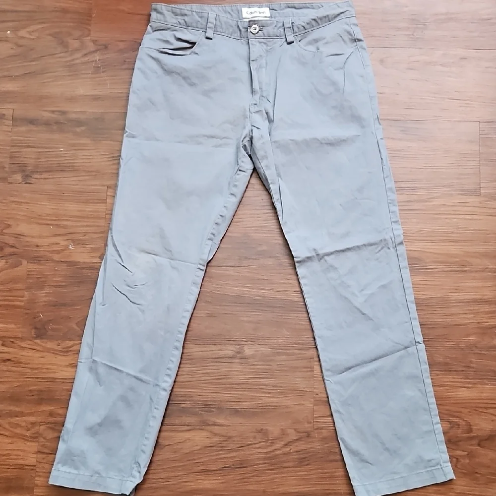 Calvin Klein Mens Slim Fit Dress Pant  32x30 Light Blue/Gray